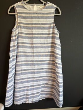 Beach Lunch Lounge Dress. Size Medium